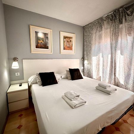 RentalSevilla A orillas del Guadalquivir Esterno foto